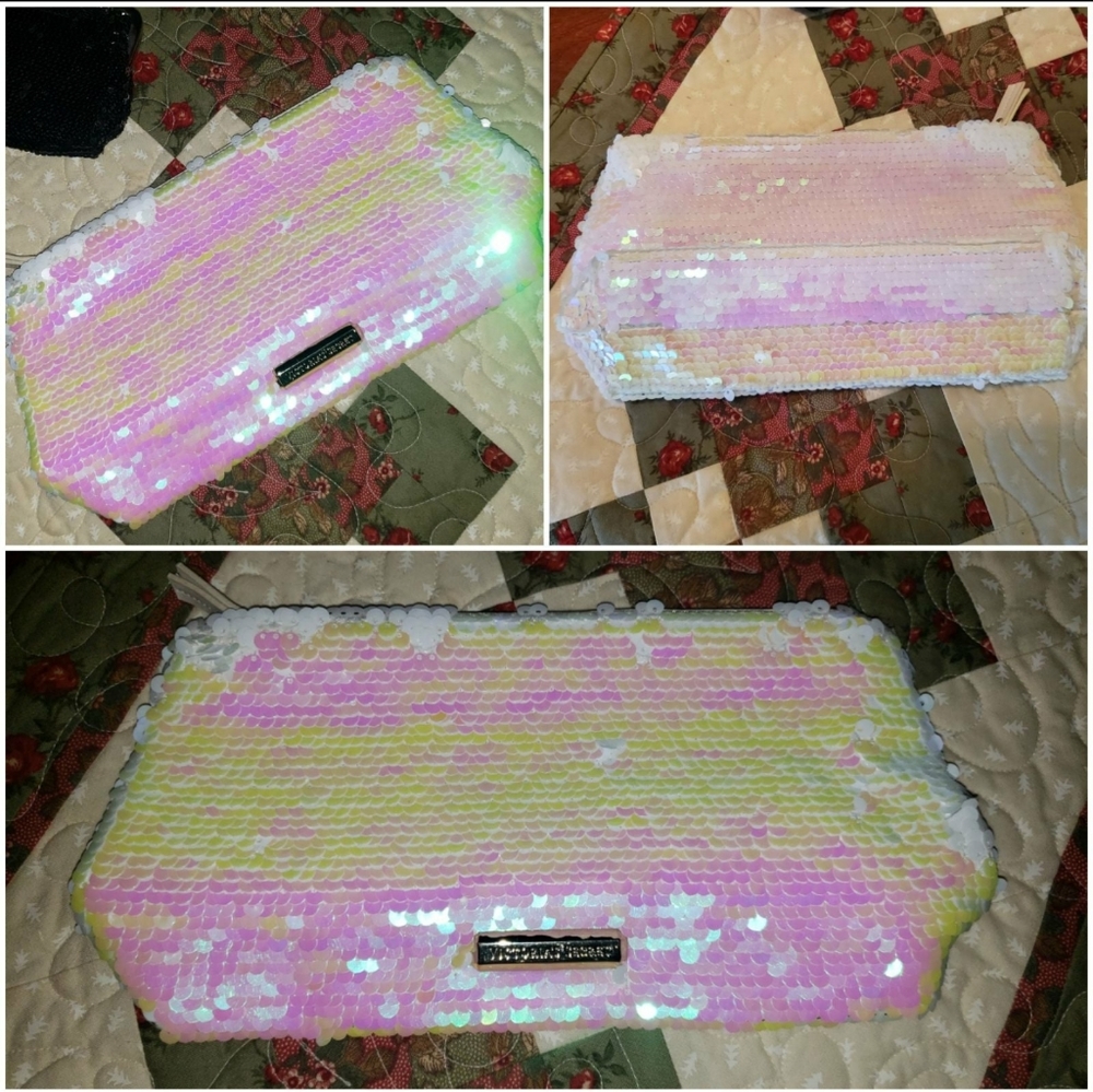 VS White Iridescent Sequin Clutch